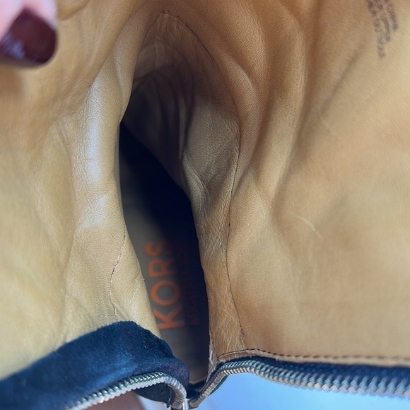 Michael Kors Sz 9 Parker Black Suede Leather Wedge Heel Exposed Zip Ankle Boots - Picture 12 of 13